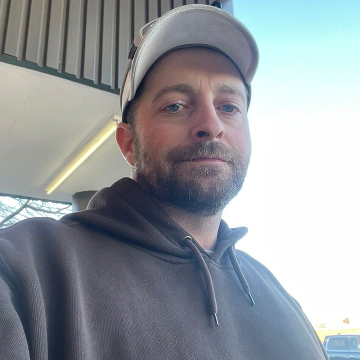 Profile Picture of ponsonj (@jonathanponson) on Tiktok