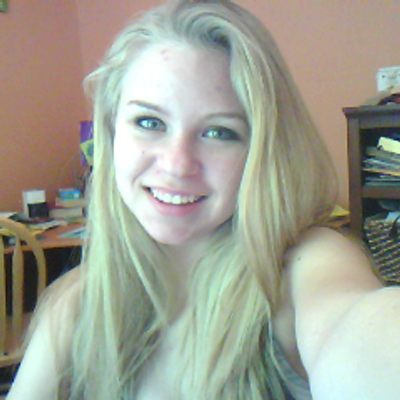 Profile Picture of Moira McKeown (@moe_moo_cow) on Twitter