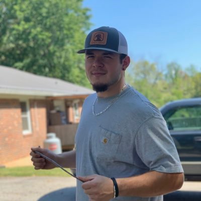 Profile Picture of Tyler Roark (@tylerroark05) on Twitter