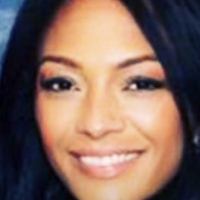 Profile Picture of Gillian Barber (@busbybabes13) on Twitter