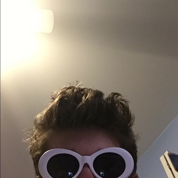 Profile Picture of Andrew Jahn (@jahnnis) on Poshmark