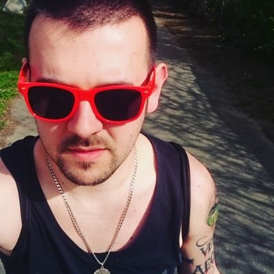 Profile Picture of Dave Makovec (@DagiXOssas14) on Twitter