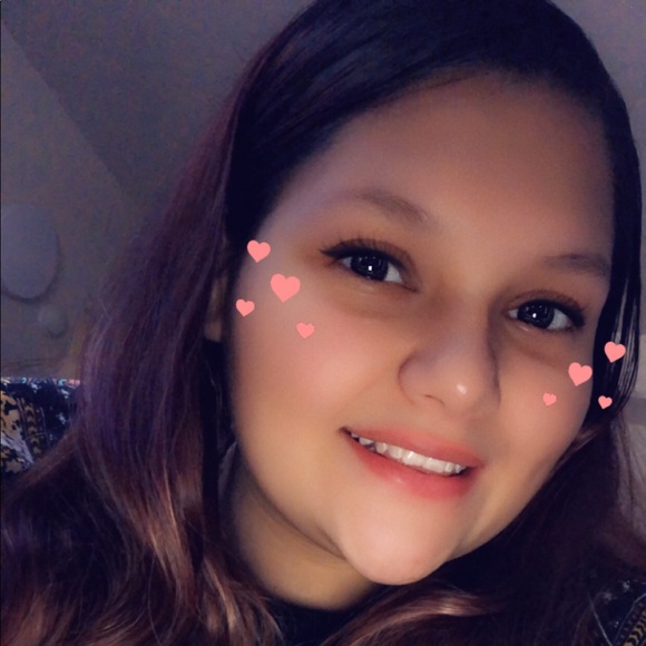 Profile Picture of Modesta Rivera (@modestar347) on Poshmark