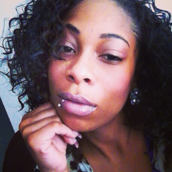 Profile Picture of Ivoree Chard'e (@selfswifey4) on Poshmark
