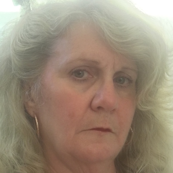 Profile Picture of Cathy Bennett (@cgsbennett) on Poshmark