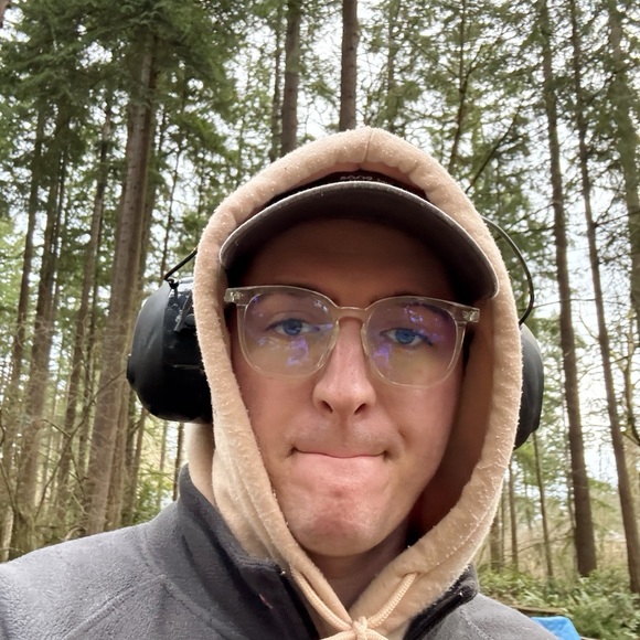 Profile Picture of Kyle Shurm (@kyleshurm) on Poshmark