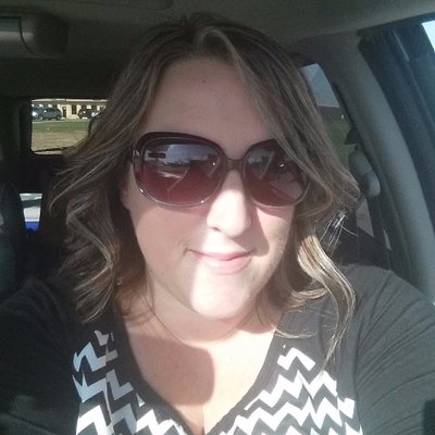 Profile Picture of Amanda Frahm (@blondeangel0182) on Twitter