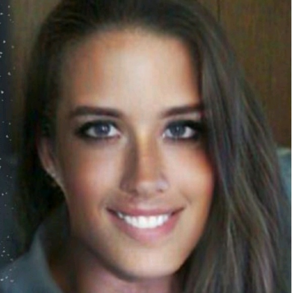 Profile Picture of Tami Singleton (@tamisingleton5) on Poshmark