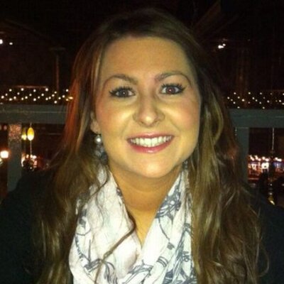 Profile Picture of Jayne West (@jaynewest_14) on Twitter