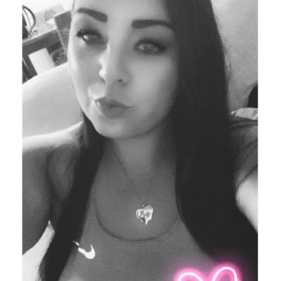 Profile Picture of Jessica Mazurek (@Jmaz_xoxo) on Twitter