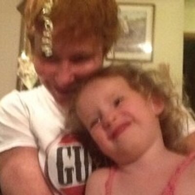 Profile Picture of Roberta Whitaker (@yanoski) on Twitter