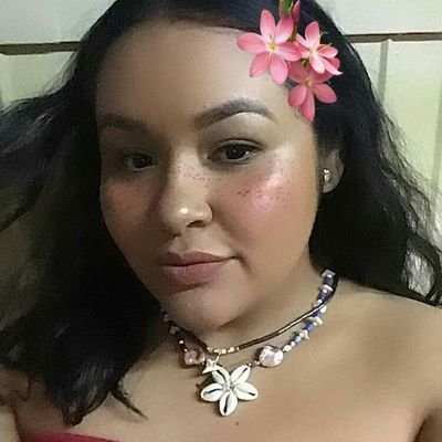 Profile Picture of Alexandra Zamarron (@AlexandraZama19) on Twitter