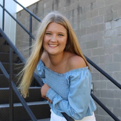 Profile Picture of Trinity Peterson (@trinjo2002) on Twitter