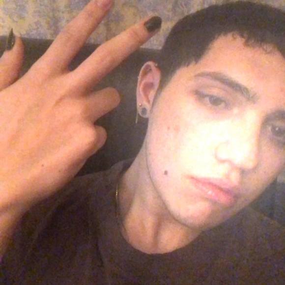 Profile Picture of Folletto Caduto (@404nico) on Poshmark