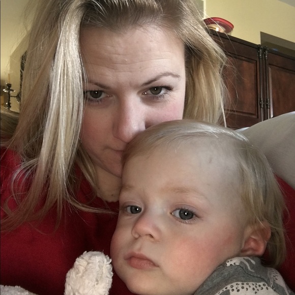 Profile Picture of Tiffany Kocsis (@inflighttiff) on Poshmark