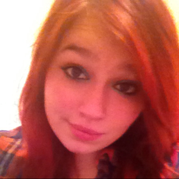 Profile Picture of Brittany Grogan (@brit81910) on Poshmark