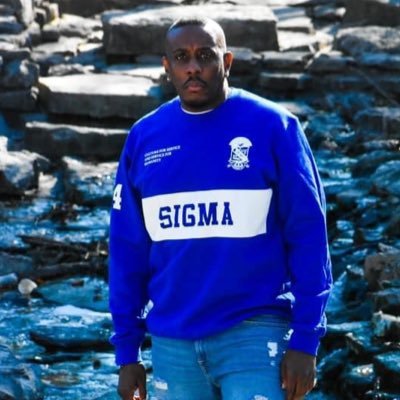 Profile Picture of William Holmes (@w_russell1914) on Twitter