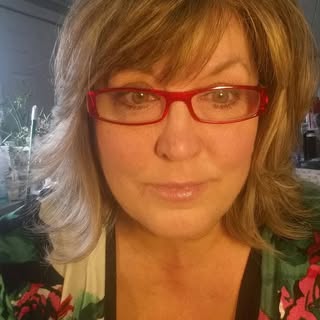 Profile Picture of Stacie Bracken Laird (@stacielaird) on Instagram