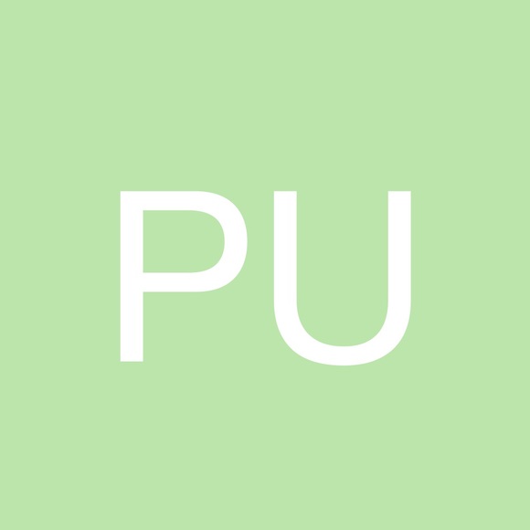 Profile Picture of Paola Ulloa (@paoulloao) on Poshmark