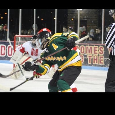 Profile Picture of Zach Pearce (@Zach1340) on Twitter
