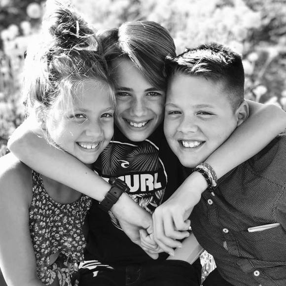 Profile Picture of Nathanheather Graaff (@thegraafffamily) on Poshmark