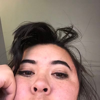Profile Picture of Claire Casey (@thisisclairec) on Twitter