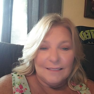 Profile Picture of Jackie Poland Lunsford (@jackie3125) on Twitter