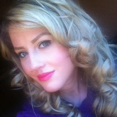 Profile Picture of Anca Kuttesch (@AncaKuttesch) on Twitter