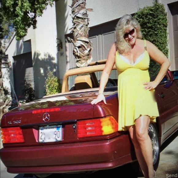 Profile Picture of Nancy Stewart (@nancystewart320) on Poshmark