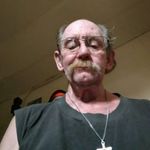 Profile Picture of joe barnes (@flowerspaulette50) on Instagram