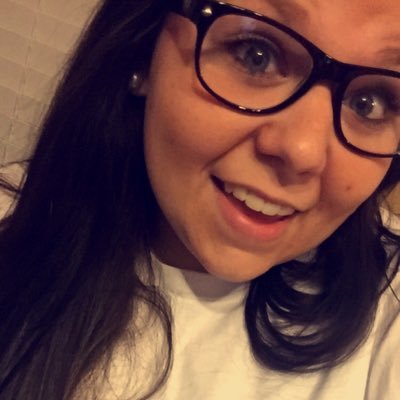 Lea Barrow - Twitter Profile Picture of Lea Barrow (@LeaDanielle15) on Twitter
