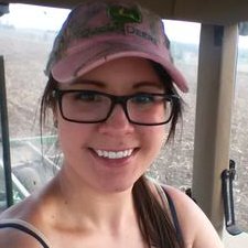 Profile Picture of Pamela Schell (@pamcake14) on Twitter