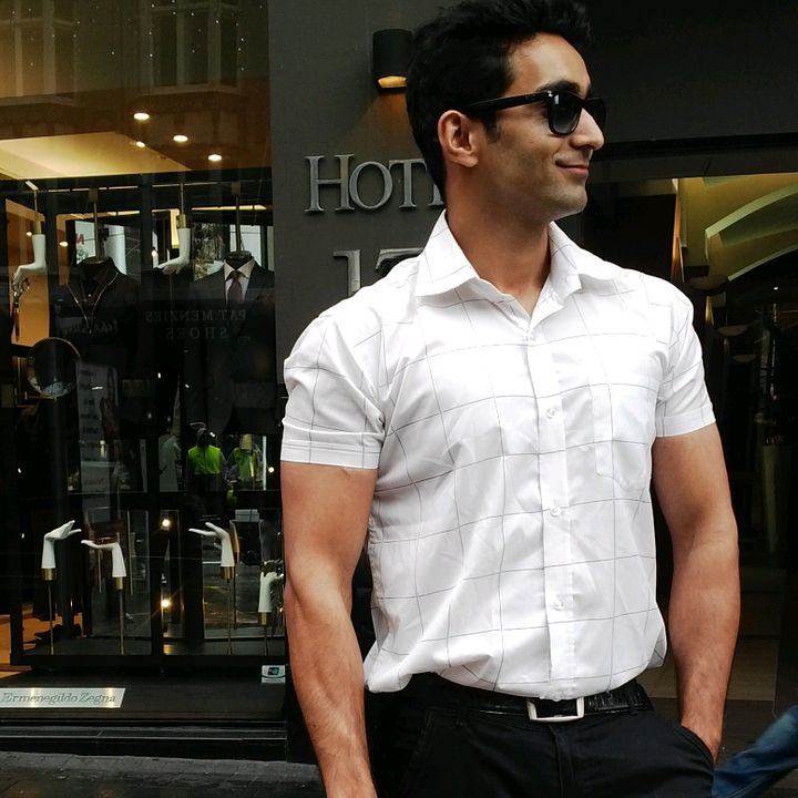 Profile Picture of drkunalmalik (@drkunalmalikofficial) on Tiktok