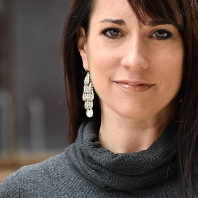 Profile Picture of Kerri Roberts (@krosings) on Twitter