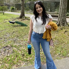 Profile Picture of lara clark (@laraeclark28) on Pinterest