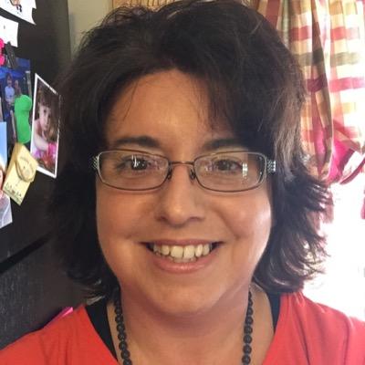 Profile Picture of Michelle Christopher (@Shellybug38) on Twitter