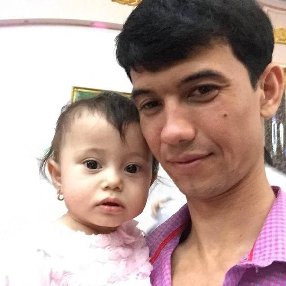 Profile Picture of Anik Ravna (@anvar) on Poshmark