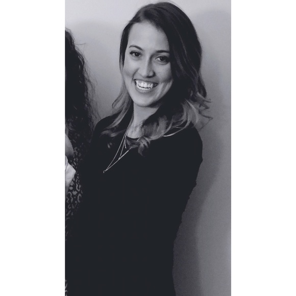 Profile Picture of Briana Surber (@breeskis) on Poshmark