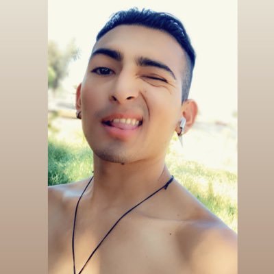 Profile Picture of Atom_bomb (@AdamCornejo2) on Twitter