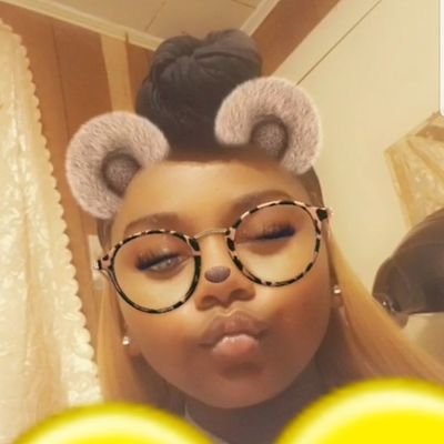 Profile Picture of Layla Authorlee (@laylaaloveee) on Twitter