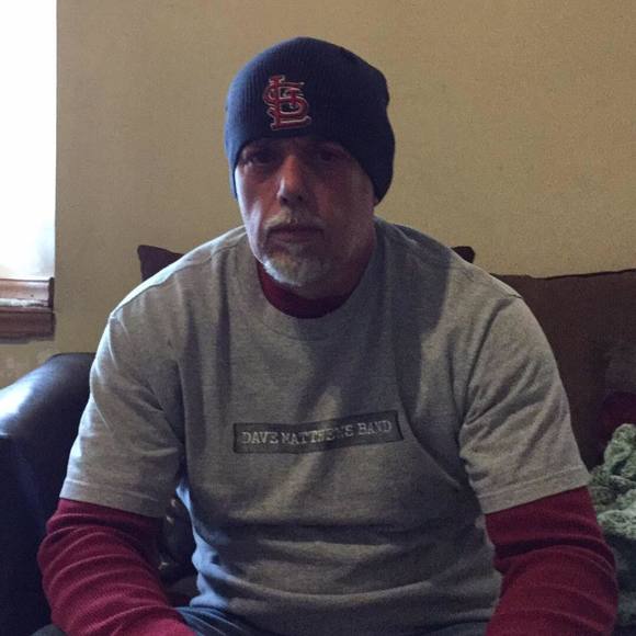 Profile Picture of John Manning (@jmanning1970) on Poshmark