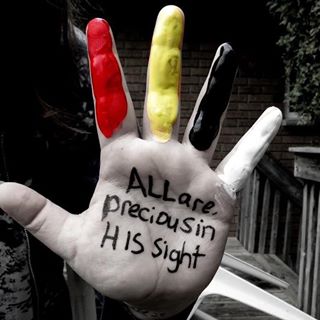 Mitzi Garrie - Facebook Profile Picture of Mitzi Garrie (@mitzi.garrie) on Facebook