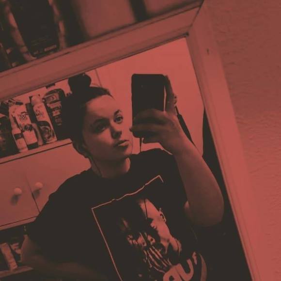 Profile Picture of Charisma Fournier (@charisma_f) on Poshmark