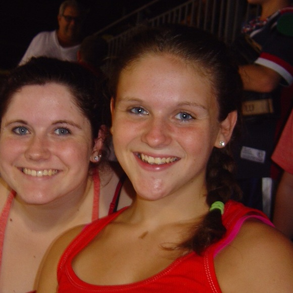 Laurel Schappell - Poshmark Profile Picture of Laurel Schappell (@lschappell) on Poshmark