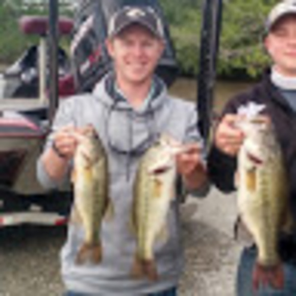 Profile Picture of Lawrence Kuznik (@lawrencekuznik) on Poshmark