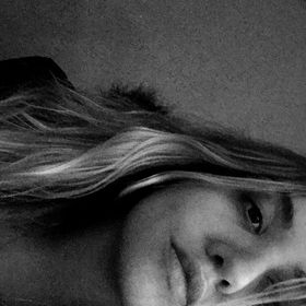 Profile Picture of Andrea Silveira (@andreacsilveira) on Pinterest