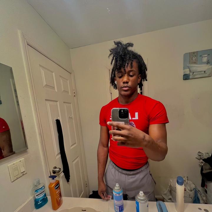 Profile Picture of Steven😵‍💫🥷🏾 (@steven.ccraft) on Tiktok
