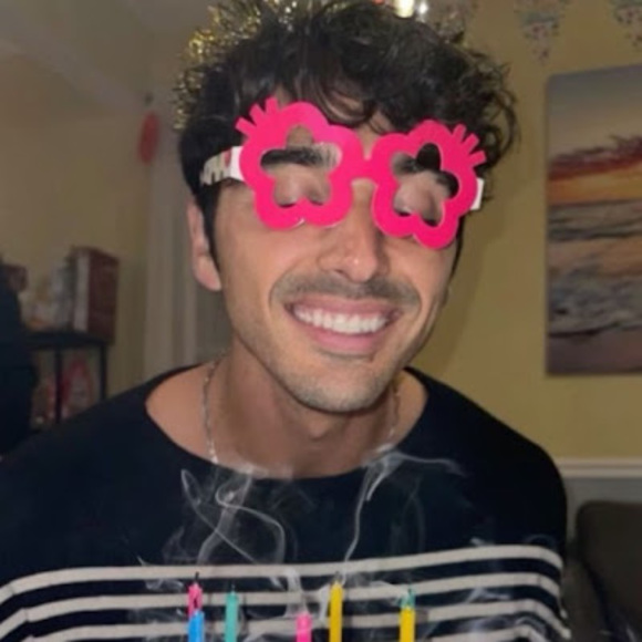 Profile Picture of Alexander Gabriel (@finnaudioz) on Poshmark