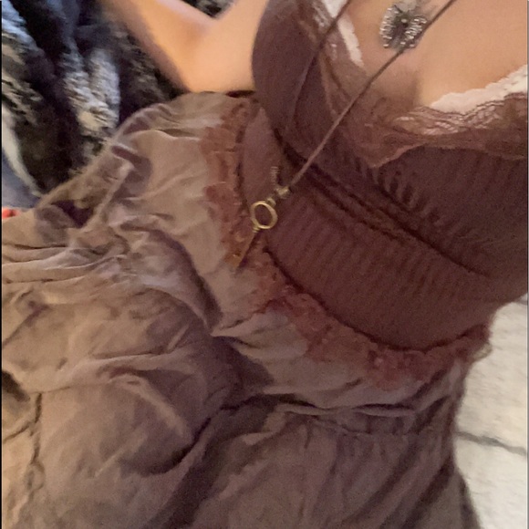 Profile Picture of Allyn Fosbinder (@ihyallyn) on Poshmark