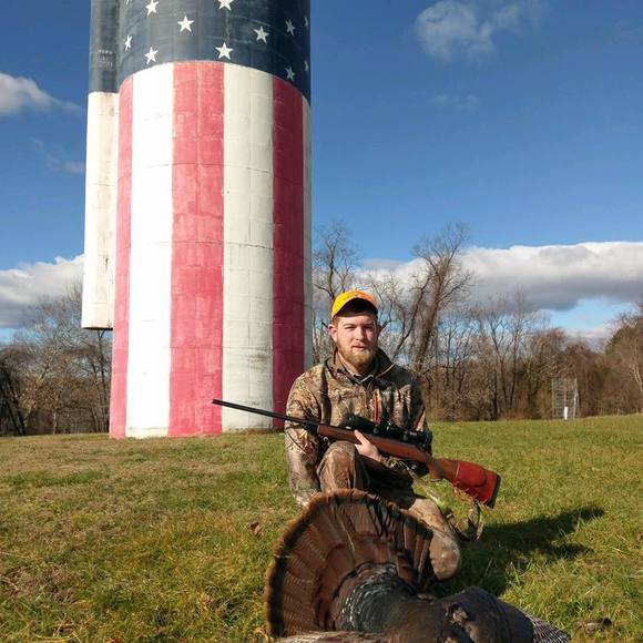 Profile Picture of Hunter Wotton (@hunterwotton) on Poshmark